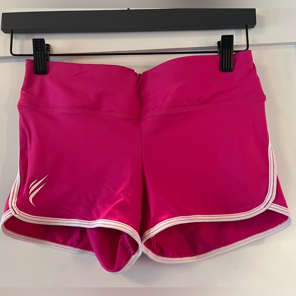 HTFU shorts and top - Picture 2 of 2